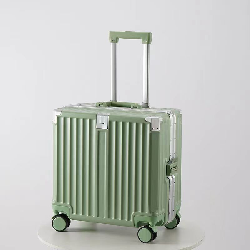 Women's Lightweight Hard-Shell Carry-On Suitcase Stornfield