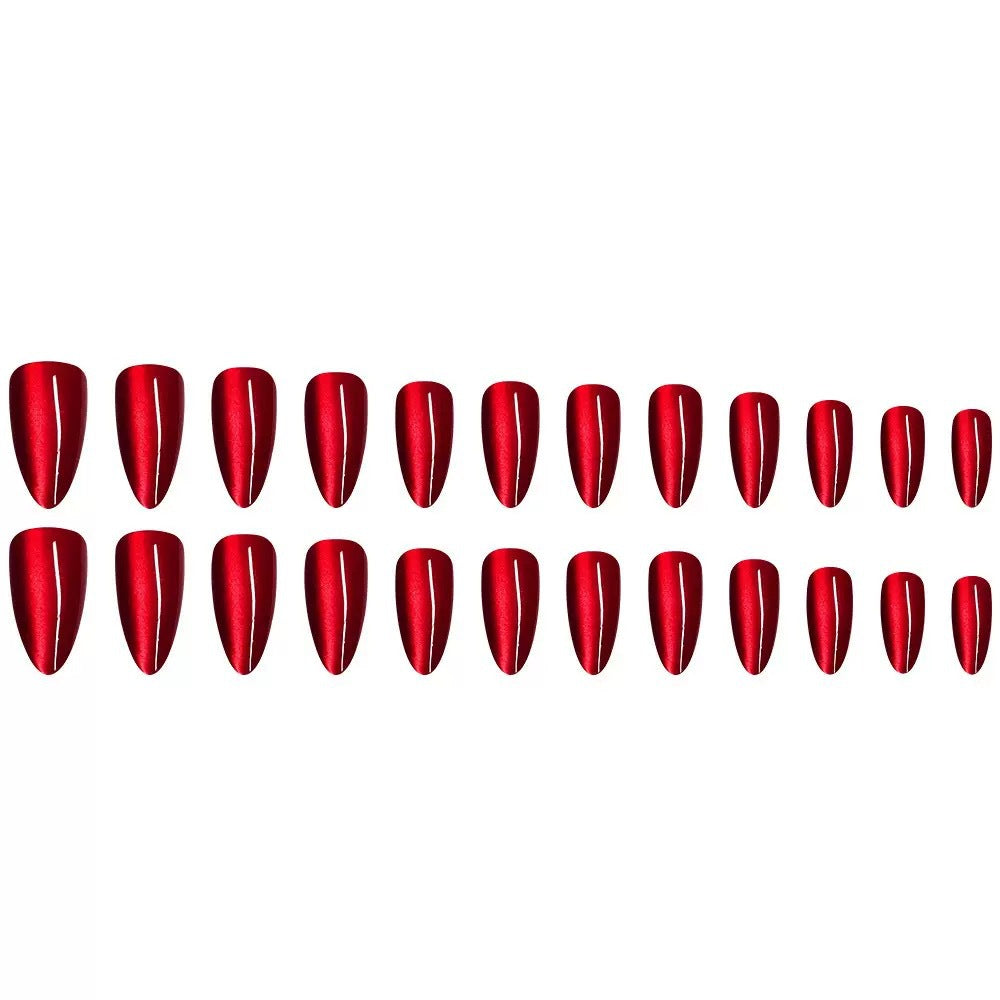 Artificial nail set with glamorous high gloss and elegant tips Stornfield