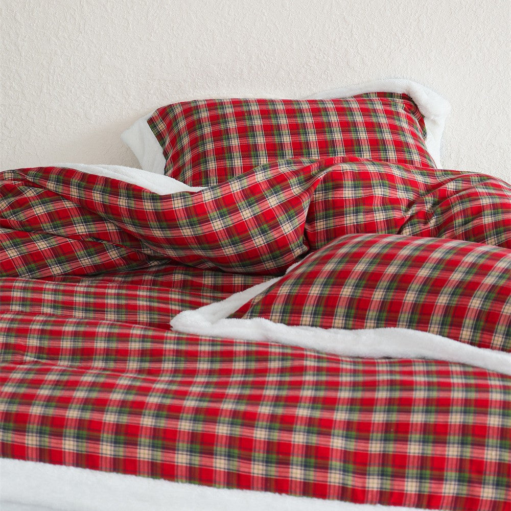 Reversible duvet cover set