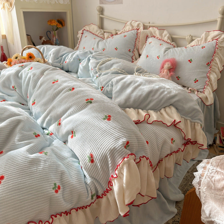 Vintage Cherry Embroidered Ruffled Cotton Duvet Cover Set