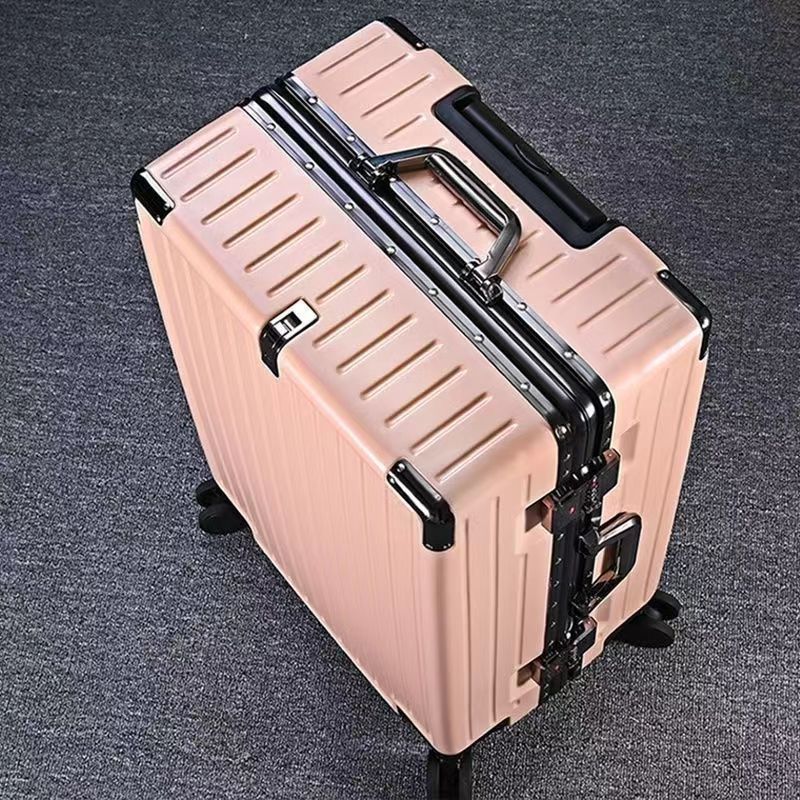 Rugged Expedition Suitcase Stornfield