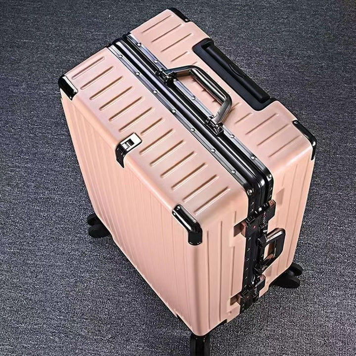 Rugged Expedition Suitcase Stornfield