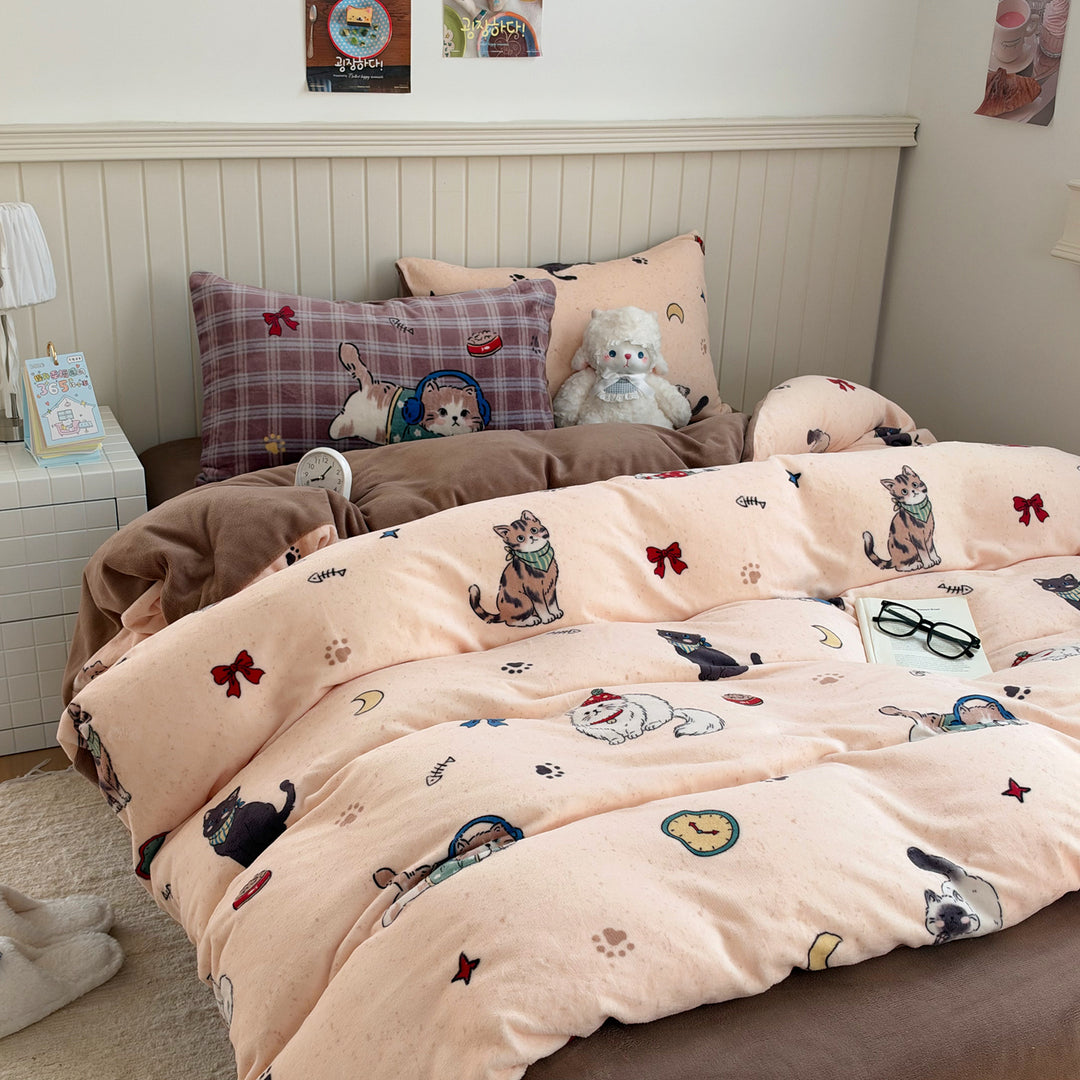 Cute Themed Fleece Bedding Set