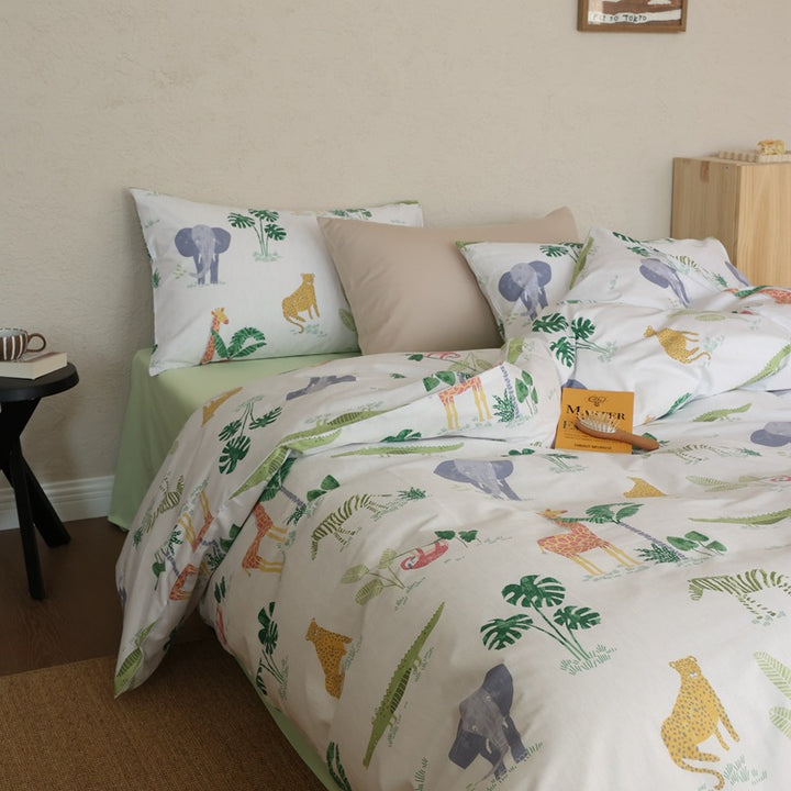 Playful cotton percale bedding set with watercolor dog illustrations