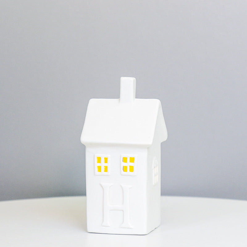 Decorative House-Shaped Aroma Diffuser Stornfeild