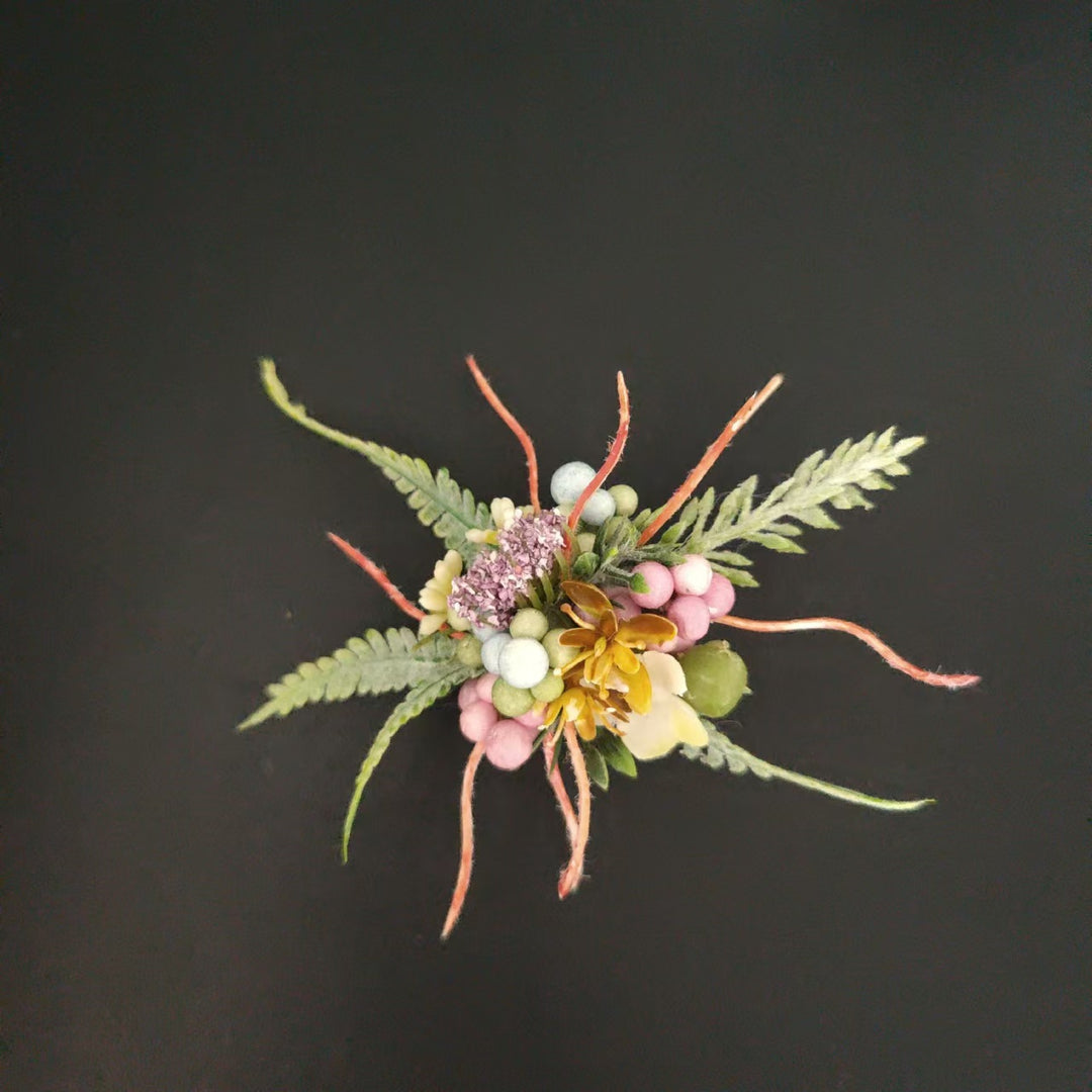 Stylish Floral Lapel Pin