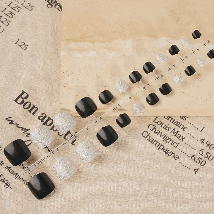 Sparkling Press-On Nail Kit Stornfield