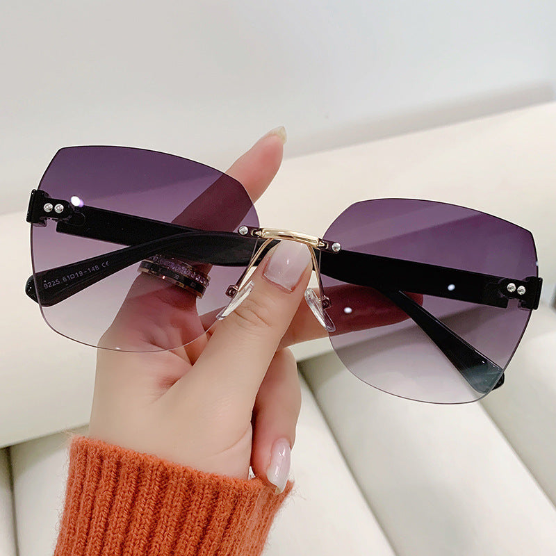 Women’s elegant sunglasses with innovative design Stornfield