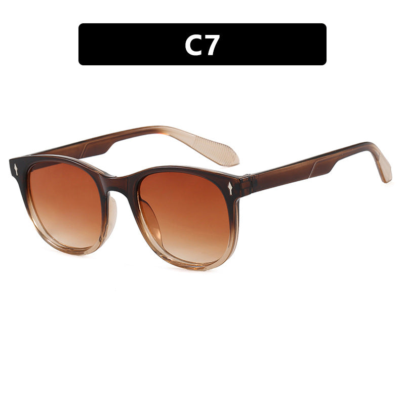 Women's stylish sunglasses with ergonomic frame and protective UV filter Stornfield