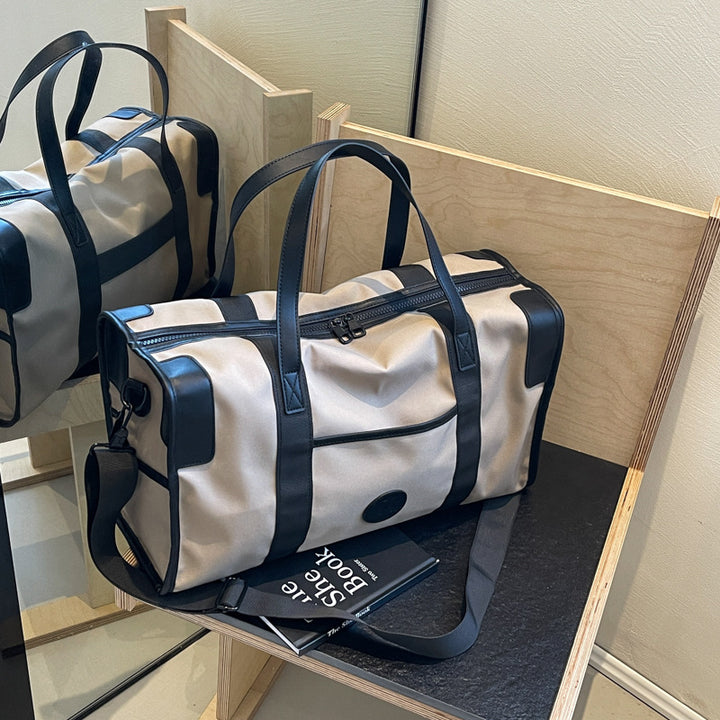 Sporty leisure duffel bag with durable material and adjustable shoulder strap Stornfield