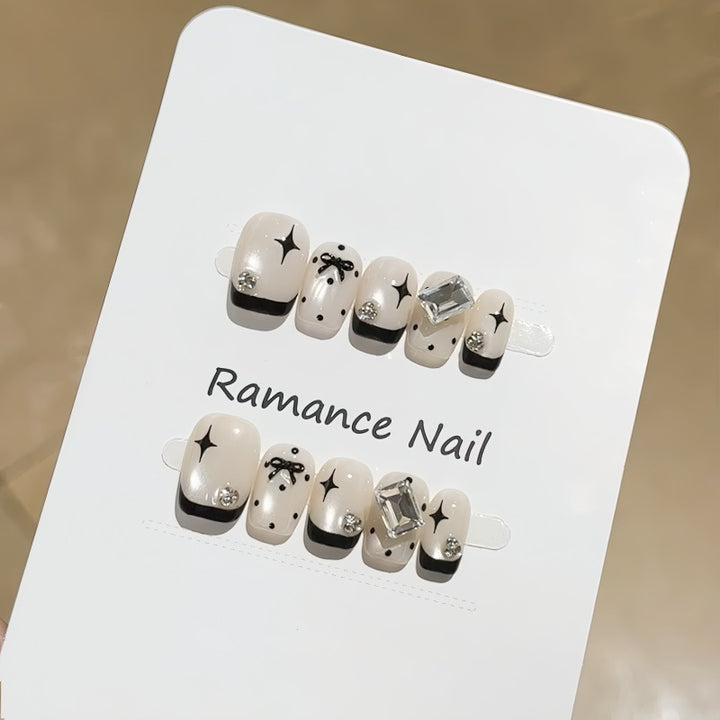 Decorative Press-On Nails Stornfield