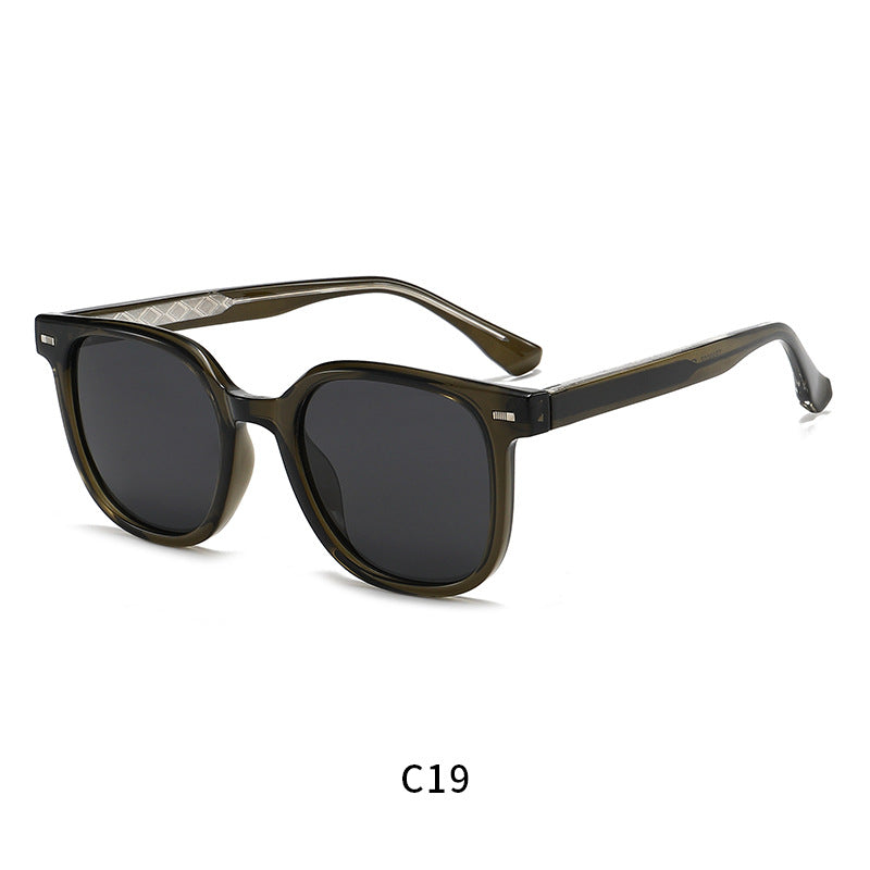 Ladies elegant sunglasses in contemporary style Stornfield