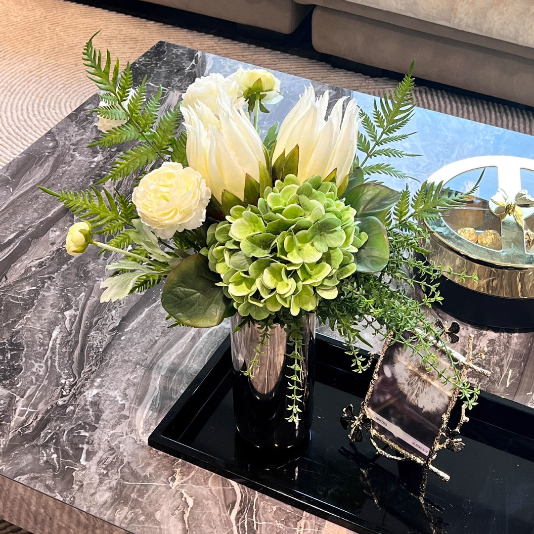 Elegant Floral Arrangement