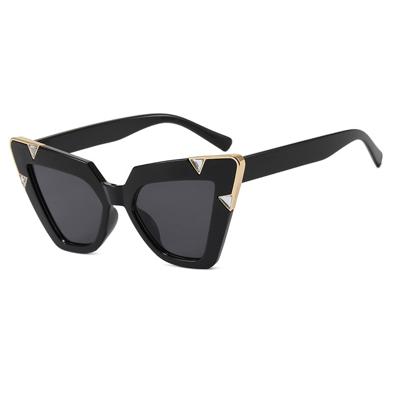 Women's Cat-Eye Sunglasses with Luxurious Design and Protective UV Filter Stornfield