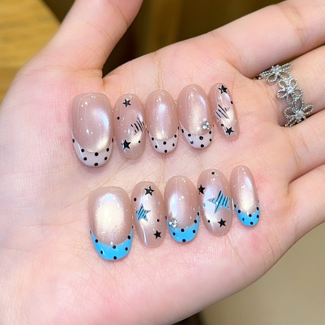 Artificial nails with Sparkling Star Theme Stornfield