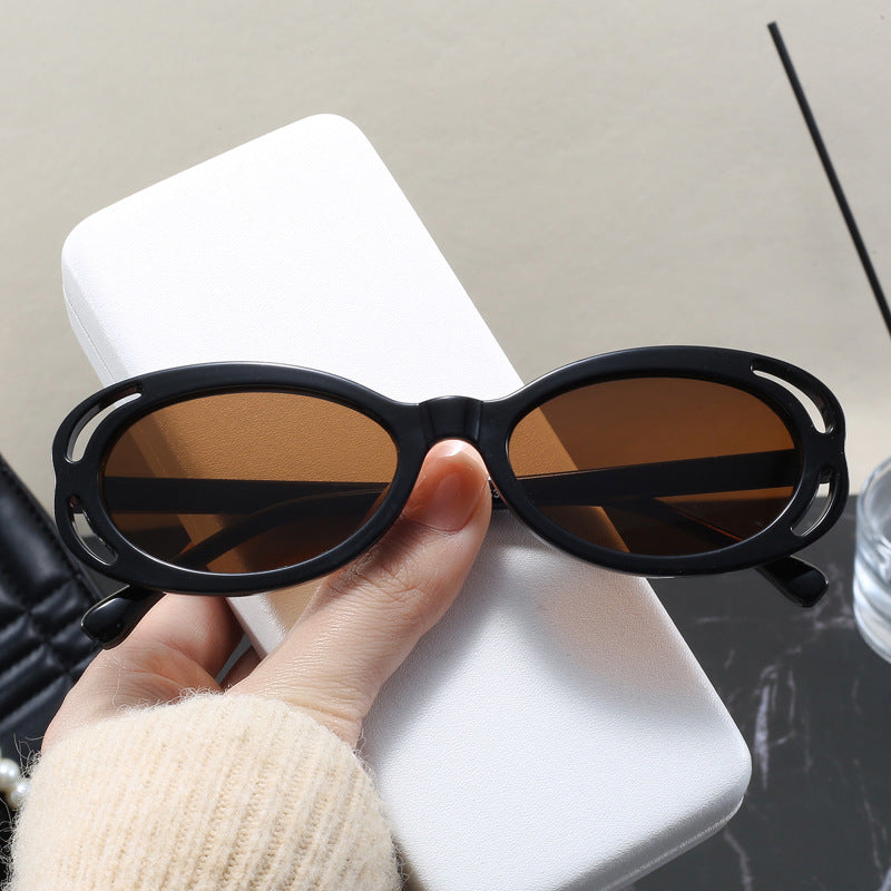 Women's fashionable sunglasses with oval frame and unique design Stornfield