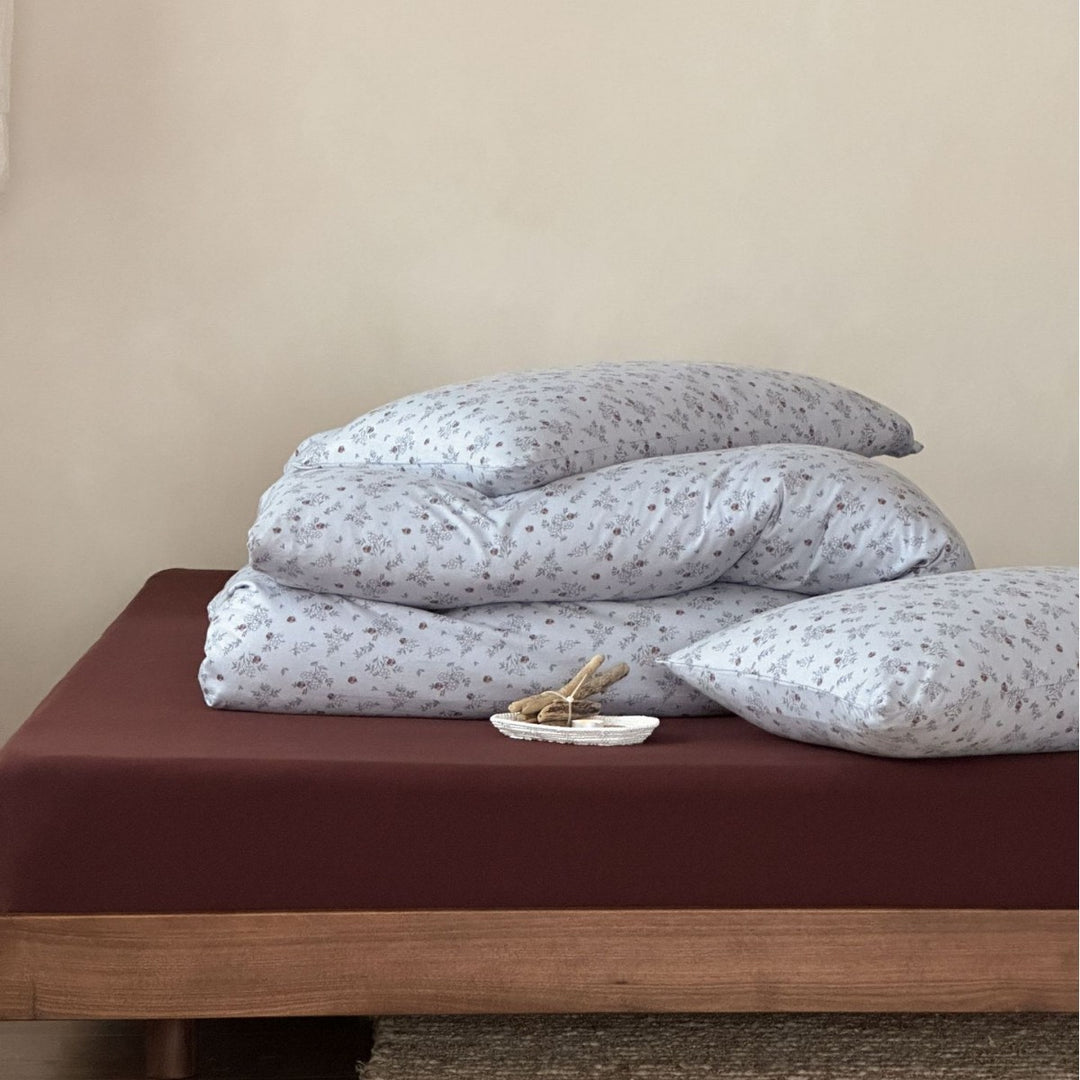 Floral Cotton Percale Bedding Set with Duvet Cover Fitted Sheet and Envelope Pillow Shams