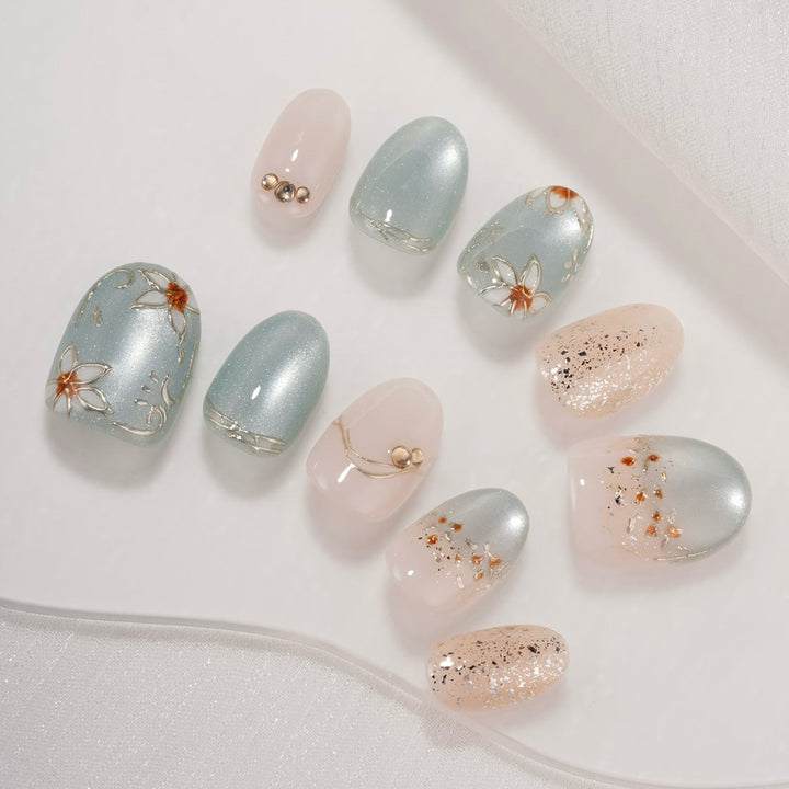 Decorative Press-On Nail Art Set with Unique Floral Accents