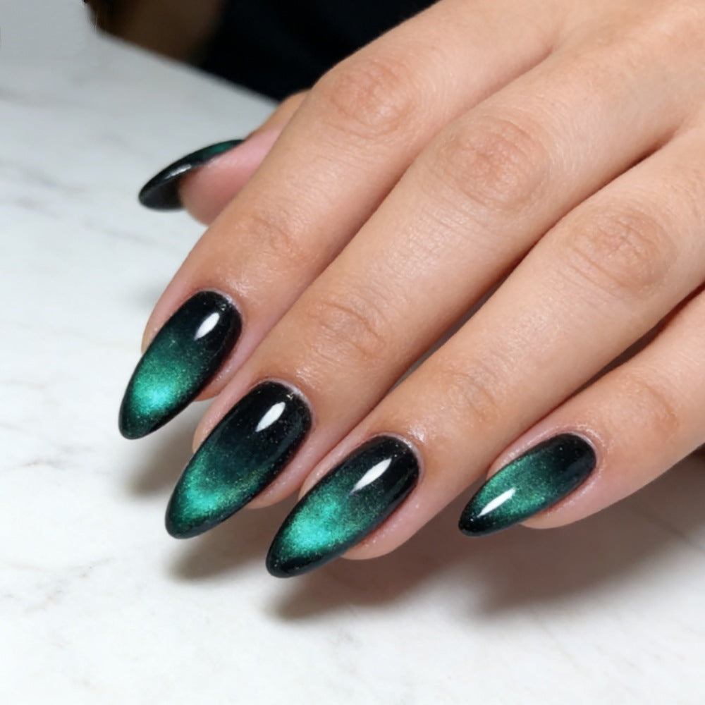 Decorative Heart Design Press-On Nails Stornfield