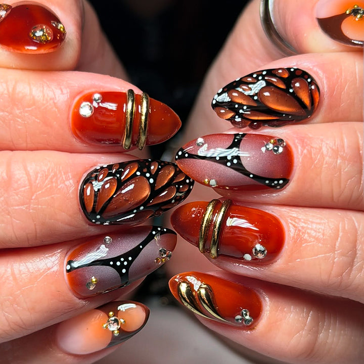 Artificial Nails with Luxurious Decorations Stornfield