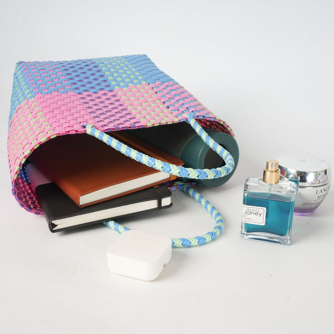 Soft and Colorful Handbag Stornfield