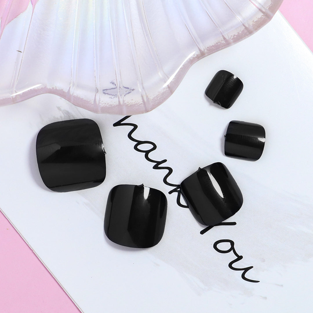 Elegant Nail Polish Stornfield