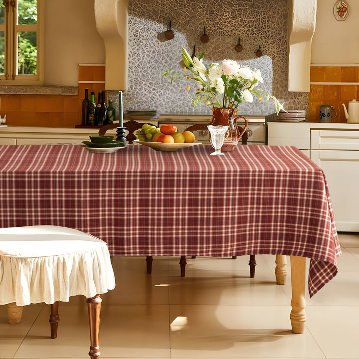 Checkered flannel tablecloth made of cotton blend with soft texture Stornfield