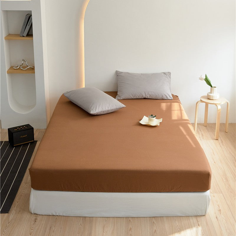 Elastic fitted sheet made of cotton jersey with extra deep pocket and all-around elastic