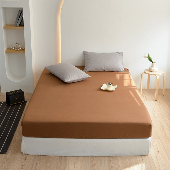 Elastic fitted sheet made of cotton jersey with extra deep pocket and all-around elastic