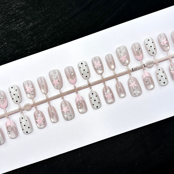 Elegant Polka Dot and Lace Press-On Nail Set