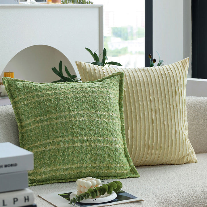 Rectangular decorative pillowcase made of teddy bouclé with ridged texture Stornfield