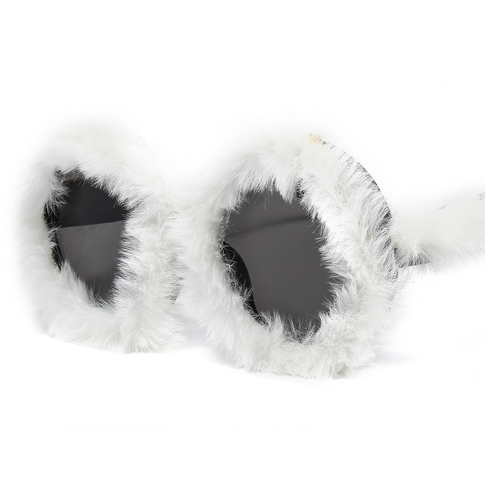 Ladies eye-catching oversized sunglasses with a unique fur touch Stornfield