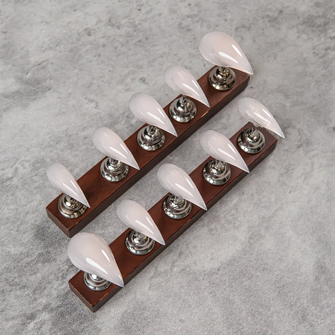 Iconic Press-on Nail Extensions