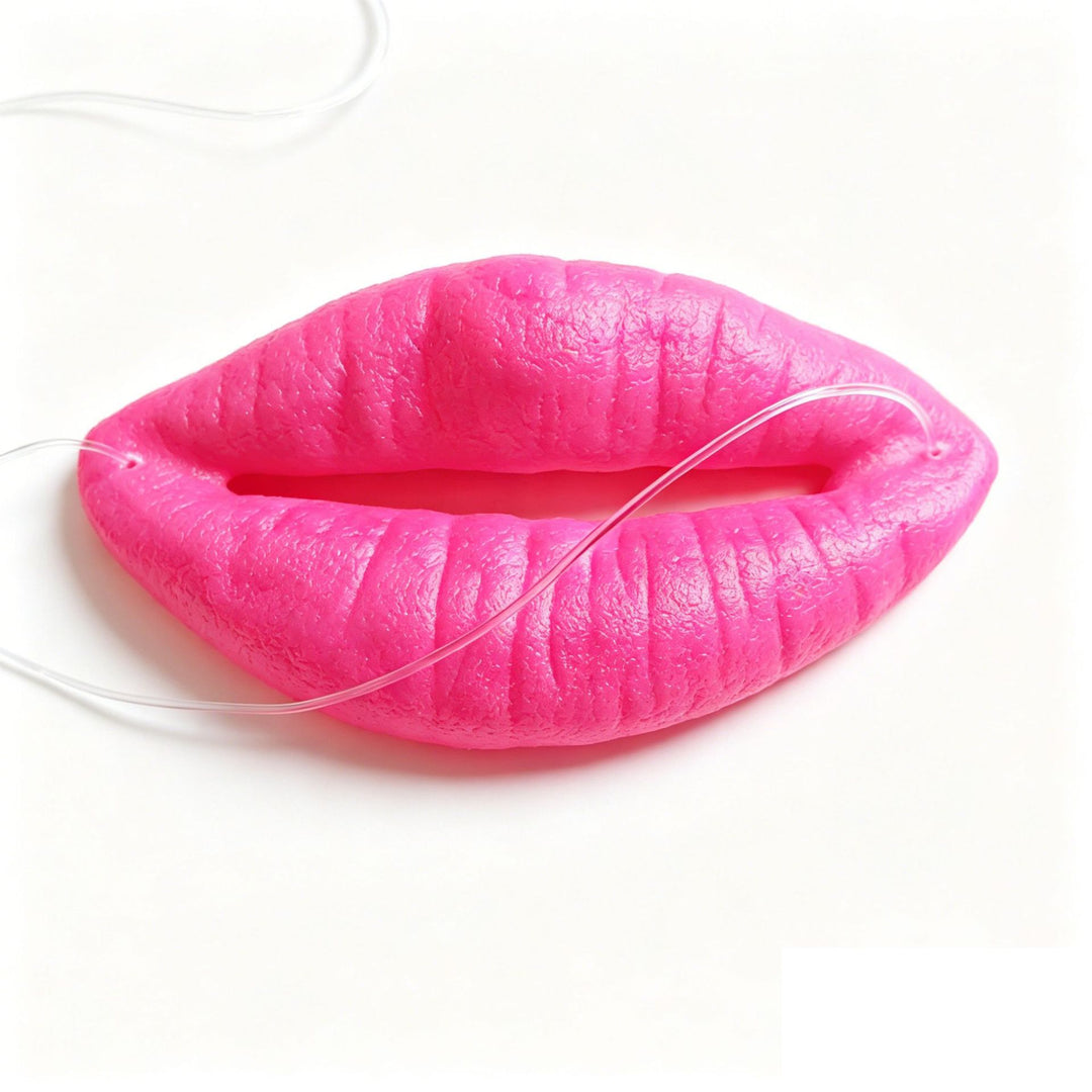 Decorative lip figure