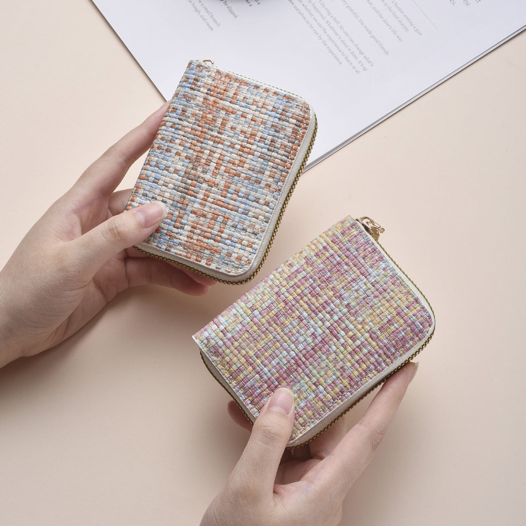 Stylish Multi-Functional Zip Wallet