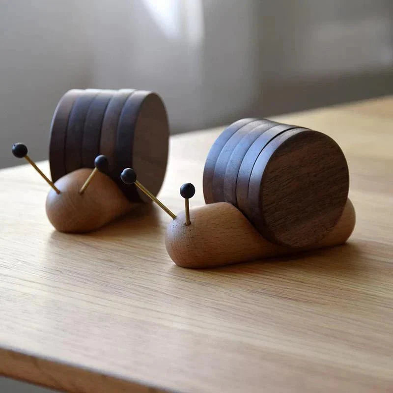 Set of snail coasters - Unique charm - Decorate coffee breaks - Elegant and functional | Stornfield