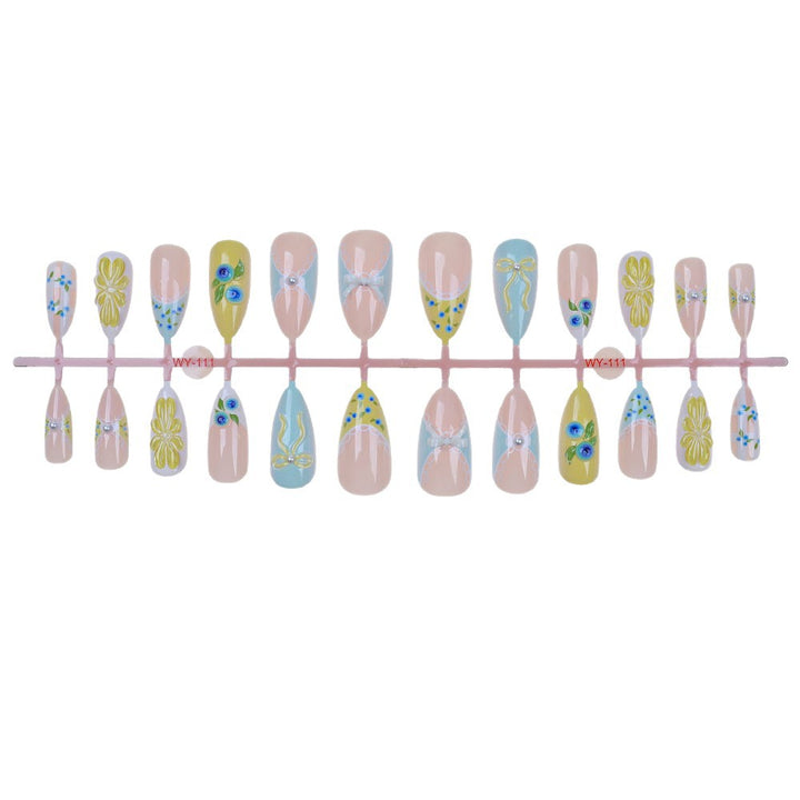 Artistic Decorative Press-On Nail Set Stornfield