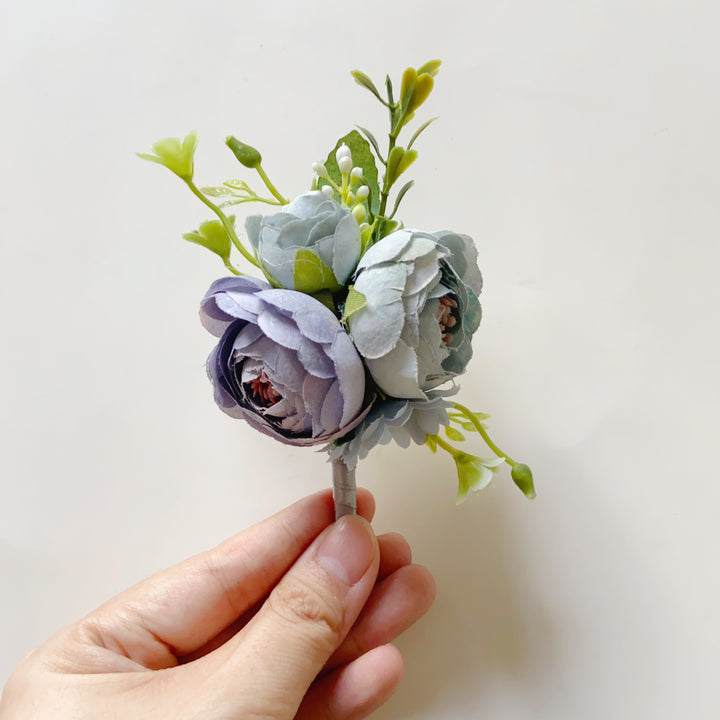 Elegant Floral Lapel Corsage