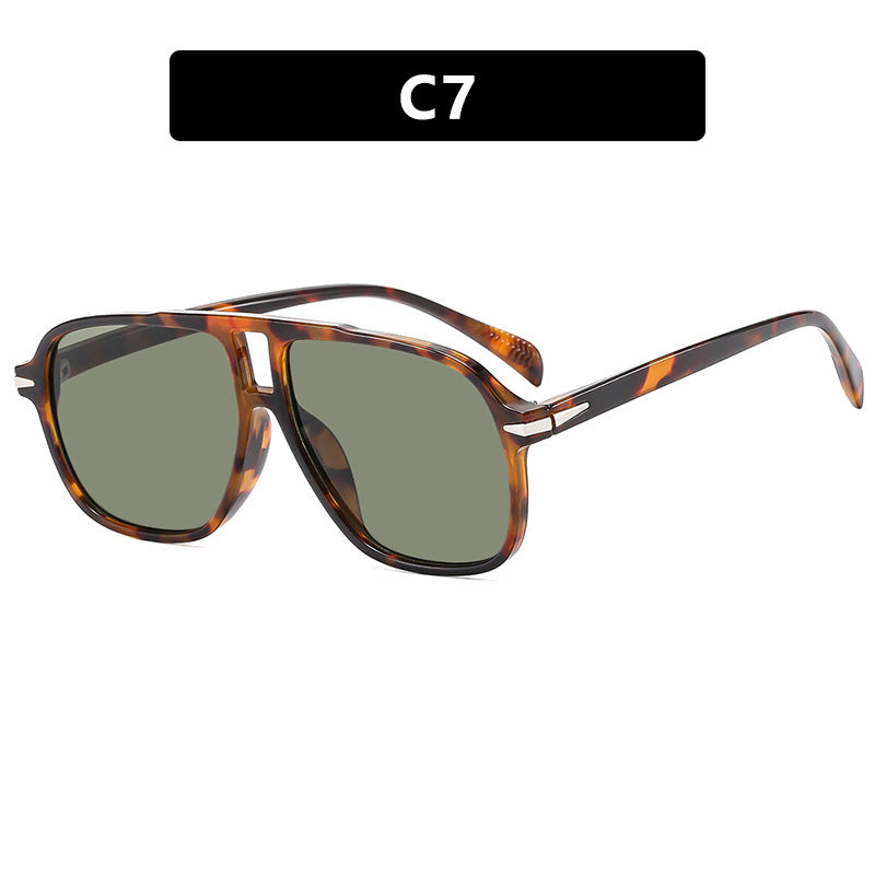 Ladies fashionable, square sunglasses with stylish frame Stornfield