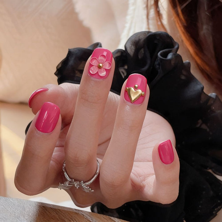 Elegant Floral Press-On Nail Art Set