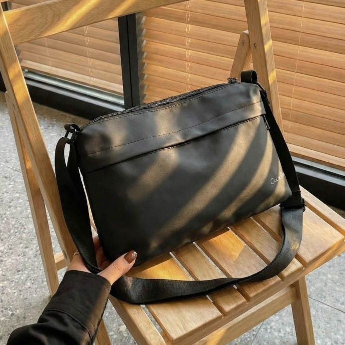 Multifunctional Shoulder Bag With Removable Interior Compartments Stornfield