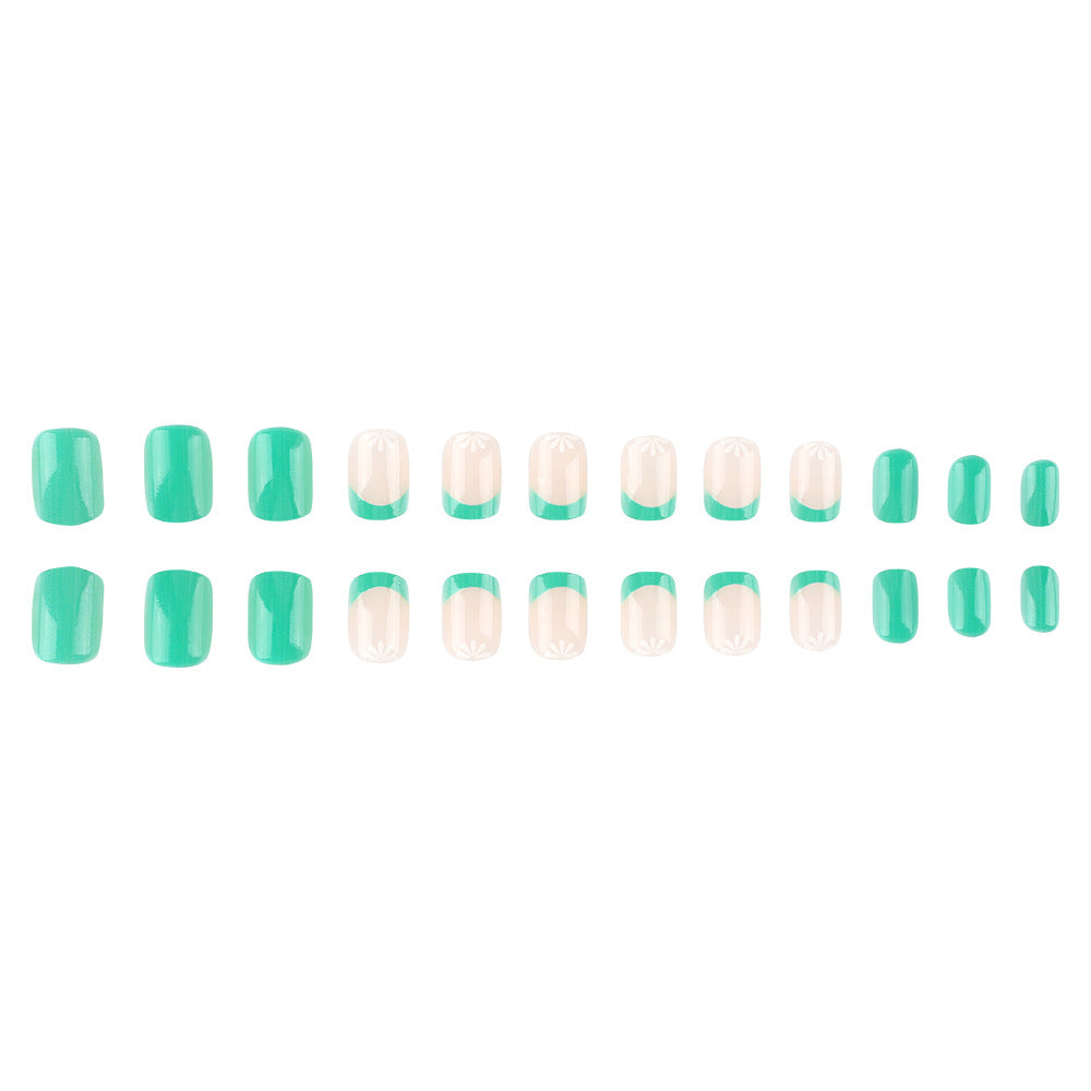Elegant Floral Design Press-On Nail Set Stornfield