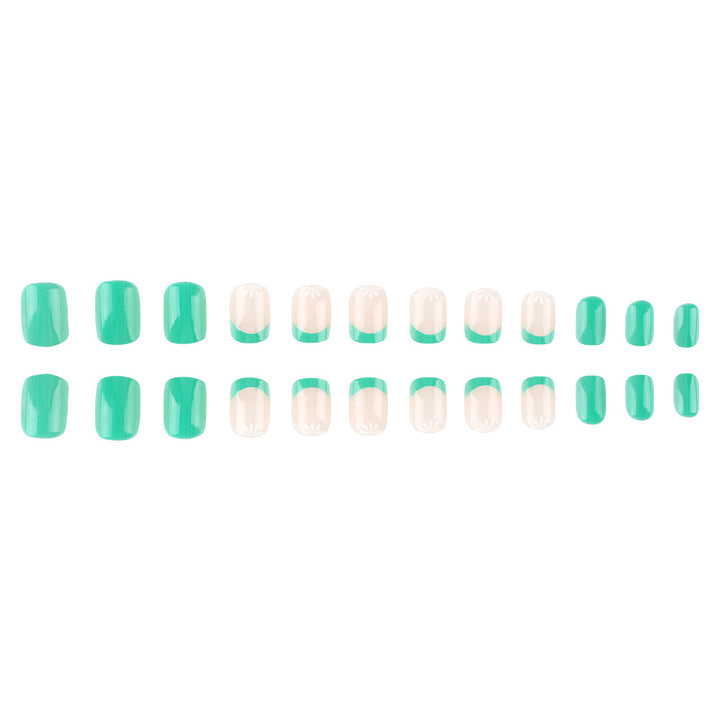 Elegant Floral Design Press-On Nail Set Stornfield