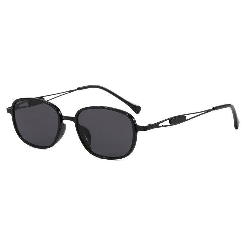 Fashionable sunglasses with square frame and slim metal frame Stornfield