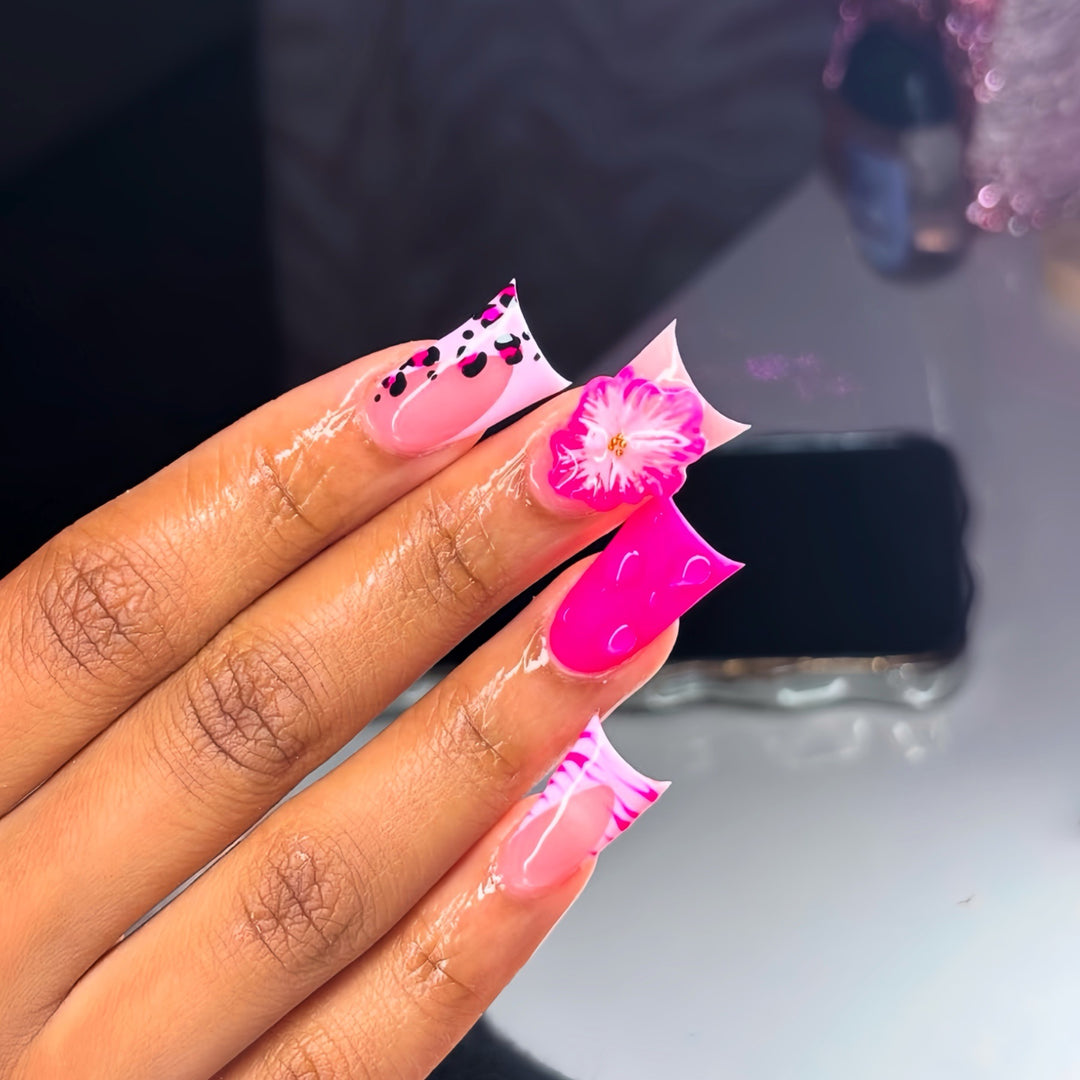 Decorative Floral Pattern Press-On Nails Stornfield