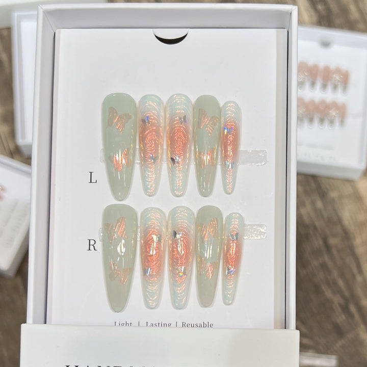 Luxurious Decorative Press-On Nail Tips