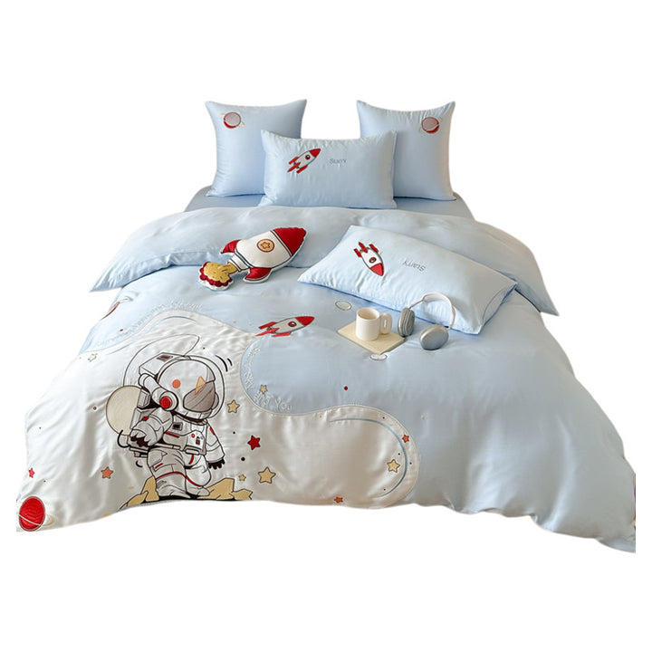 Children's bedding set made of cotton satin with rocket and Ultraman appliqués