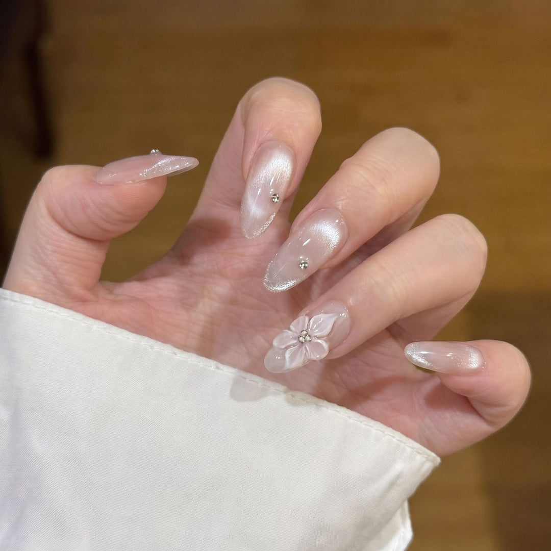 Elegant Floral Accented Press-On Nails Stornfield