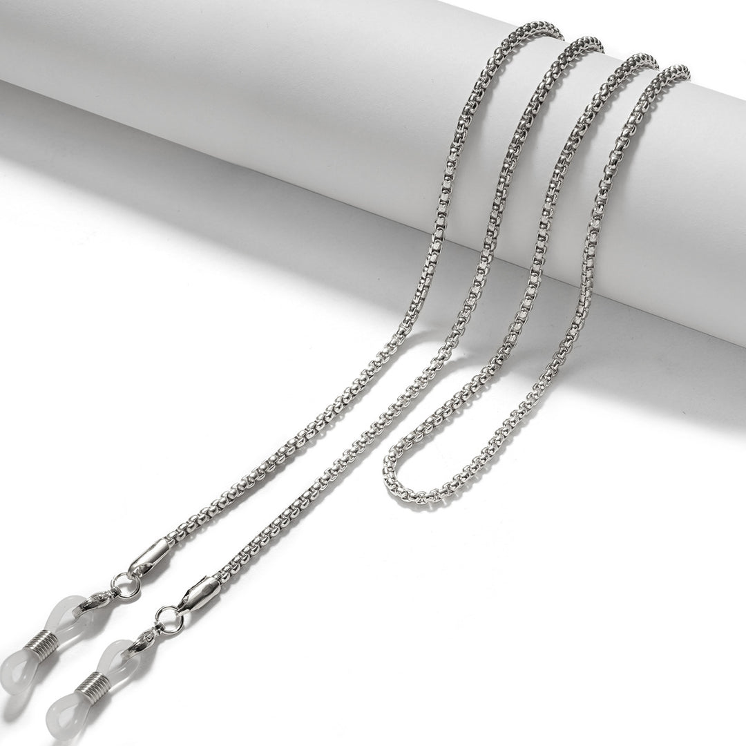 Chic Chain Eyewear Holder Stornfield