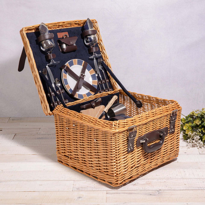 Women Luxury Picnic Basket with Extensive Equipment Stornfield